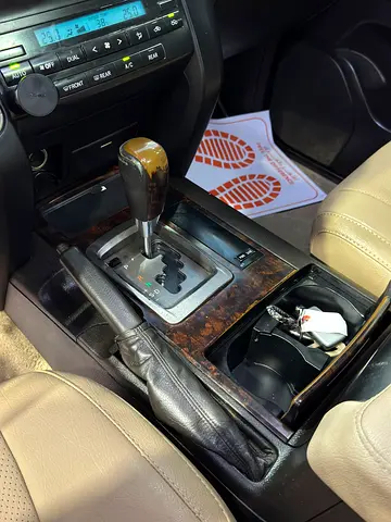 صورة 6 لـ 2010 Toyota LAND CRUISER