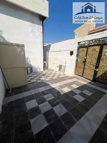الرملة الشارقة