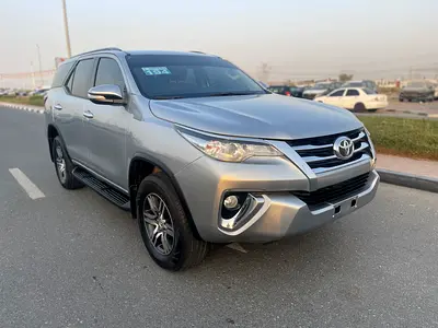2016 Toyota FORTUNER 缩略图 2
