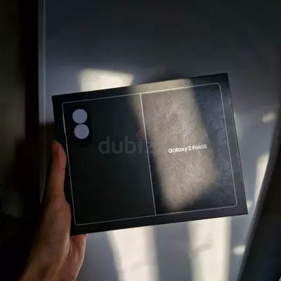 Samsung Fold 8 256GB Black (Unopened)