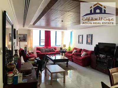 للبيع شقة 3 غرف وصالة في برج المنا المجاز الشارقة