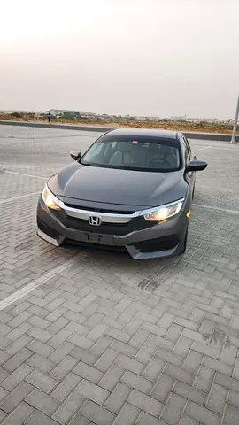 صورة 1 لـ 2016 Honda CIVIC