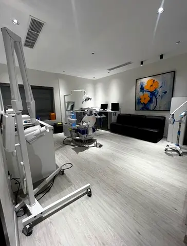 Sharjah/ Fully-equipped Medical Center for Sale in Al Majaz — AED 3.2M