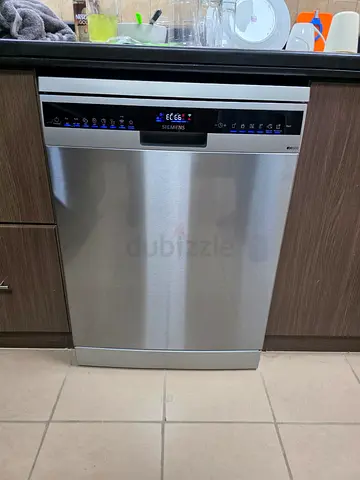 Siemens iQ500 dishwasher new Model 3 racks
