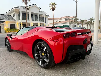 2022 Ferrari SF90 STRADALE — фото 8