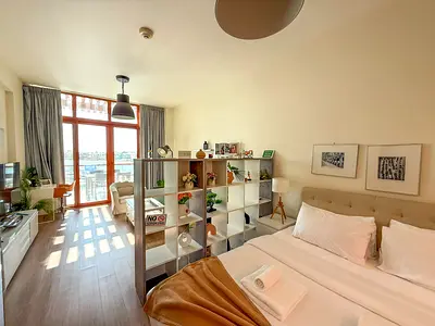 Furnished | Palm Views | Vacant