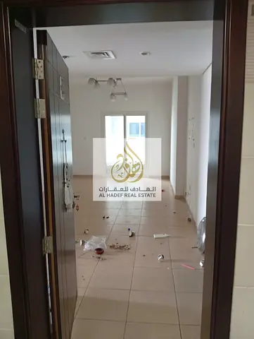 غرفه وصاله 2 حمام مع جيم ومسبح وباركن فرسه مساحه كبيره فى النعيميه 2