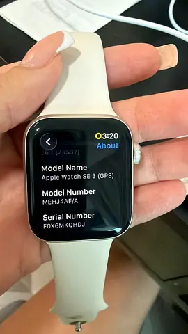 Apple Watch Series 3 (GPS) - Good Condition, White Sport Band