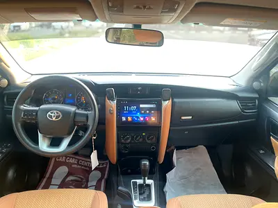 2016 Toyota FORTUNER 缩略图 13