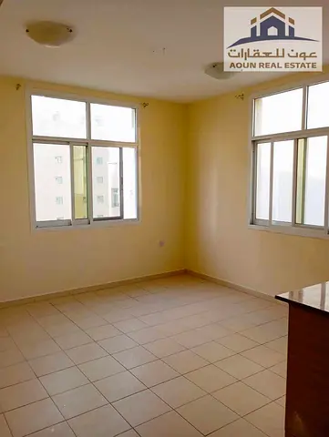 استوديو للإيجار السنوي – المجرة 🏡 استوديو 💰 الإيجار السنوي: 19,000 درهم 📄 شامل تصديق عقد الإيجار 💳 الدفع: حتى 6 دفعات 🛡️ التأمين: 1,500 درهم