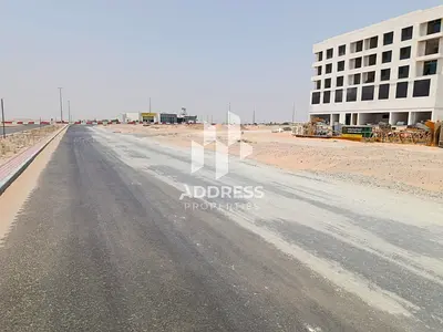 LAND FOR SALE IN AL SEHMA – PRIME CORNER PLOT FACING THE PARK!
