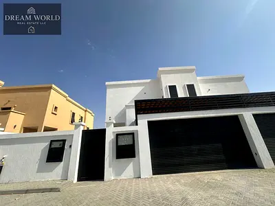Luxury 4 Bedroom Corner Villa in Hoshi, All Master Bedrooms, Spacious Hall