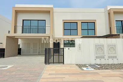 Comfortable Community | Vacant | Modern living