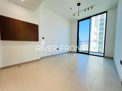 Community View | Ready to Move | Prime Location
