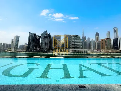 1 Bedroom Apartment | Canal & Skyline View | Balcony