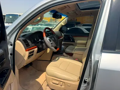 2013 Toyota LAND CRUISER 照片 5