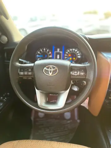 صورة 14 لـ 2018 Toyota FORTUNER