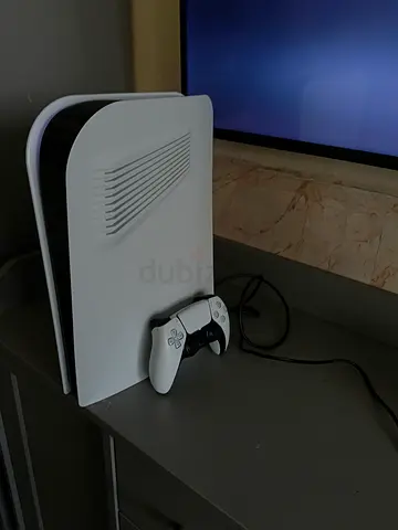 PlayStation 5 Console with DualSense Controller Digital edition - Good Condition