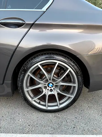 2013 BMW 5-SERIES 缩略图 7