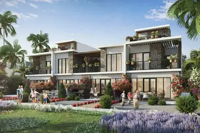 Spacious Single Row 4 bedrooms Townhouse