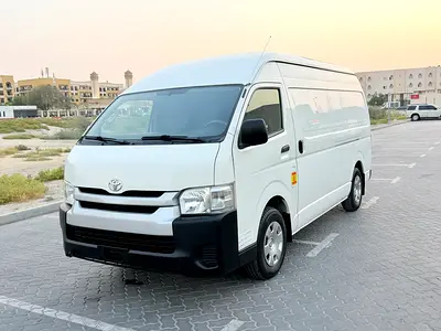 Toyota Hiace 2018 Hiroof Delivery Van good condition