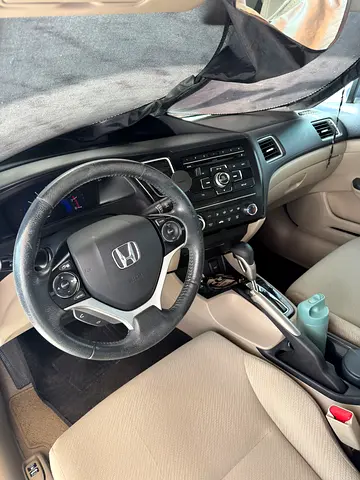 صورة 9 لـ 2013 Honda CIVIC
