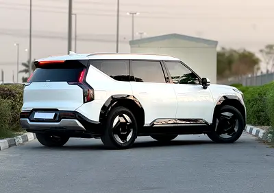 صورة 2 لـ 2026 KIA EV9