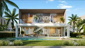 Park Backing | Steps to Beach | Corner Single Row | Garden Villa | Genuine Resale