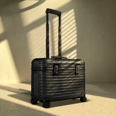 Business pilot Rimowa case