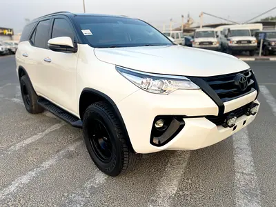 صورة 2 لـ 2018 Toyota FORTUNER