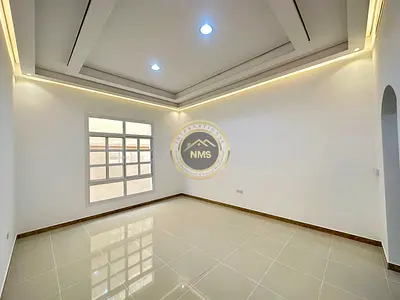 LOVELY STUDIO//NO COMMISSION//FREE BILLS