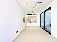 On High floor | Fully fitted Kitchen | Luxury