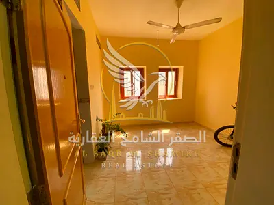 Spacious Studio with Open View, Separate Kitchen, Central AC Gas Al Majarra, Sharjah