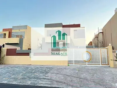 فيلا واسعة للبيع | المويهات 1، عجمان