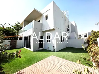 Single Row |Maid Room |Landscaped Garden |Vacant