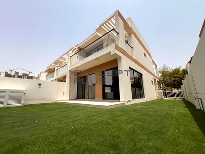Spacious Unit | Modern Villa | Ready to Move-in