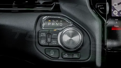 2026 RAM 1500 缩略图 11