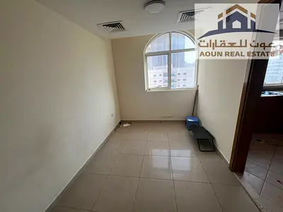 شقة غرفة وصالة متميزة للإيجار في القاسمية، الشارقة (شاملة موقف سيارة)  فرصة ممتازة للسكن المريح والعائلي في موقع حيوي بمنطقة القاسمية بالقرب من كافة ا