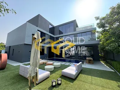 Distress Deal | Signature 5BR with Lift | Limited