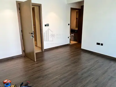 Single Row Corner Unit | Big Plot | Ready To Move in