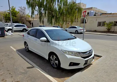 HONDA CITY 2016 | FULL OPTIONS #1 | GCC | FAMILY USED CLEAN CAR | ABUDHABI REGISTRATION