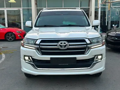 2019 Toyota LAND CRUISER — фото 2