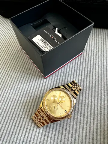Tommy Hilfiger unisex Gold-tone Chronograph Watch with Box quartz