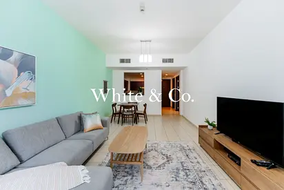 Furnished | Direct Mall Access | VACANT