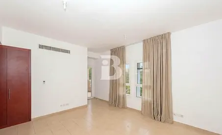 Back to Back | Large Garden | Vacant