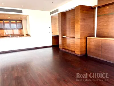 Skyline Luxury | Iconic Views | Spacious 3-BR