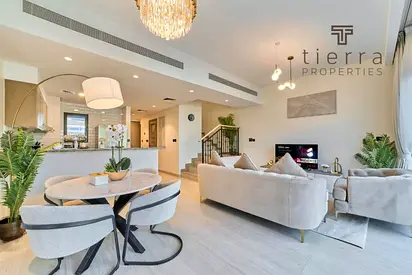 Fully Furnished 3BR | Fountain & Park View
