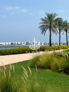 🏊‍♂️ Premium Hotel-Style Amenities & Services – Pay in Cash & Get 40% Off