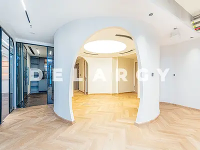 Community Expert | Furnished | Newly Renovated