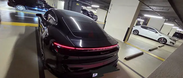 Porsche Taycan 4S, миниатюра 6